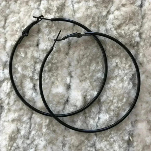 Goth Black Retro 80’s Large Stainless Steel Hoops Earrings NWT - Picture 1 of 3